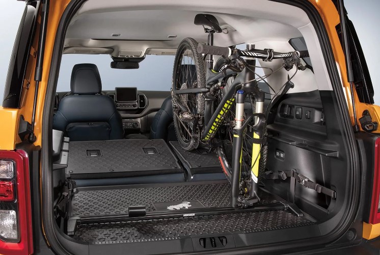 Bike Carrier, Interior