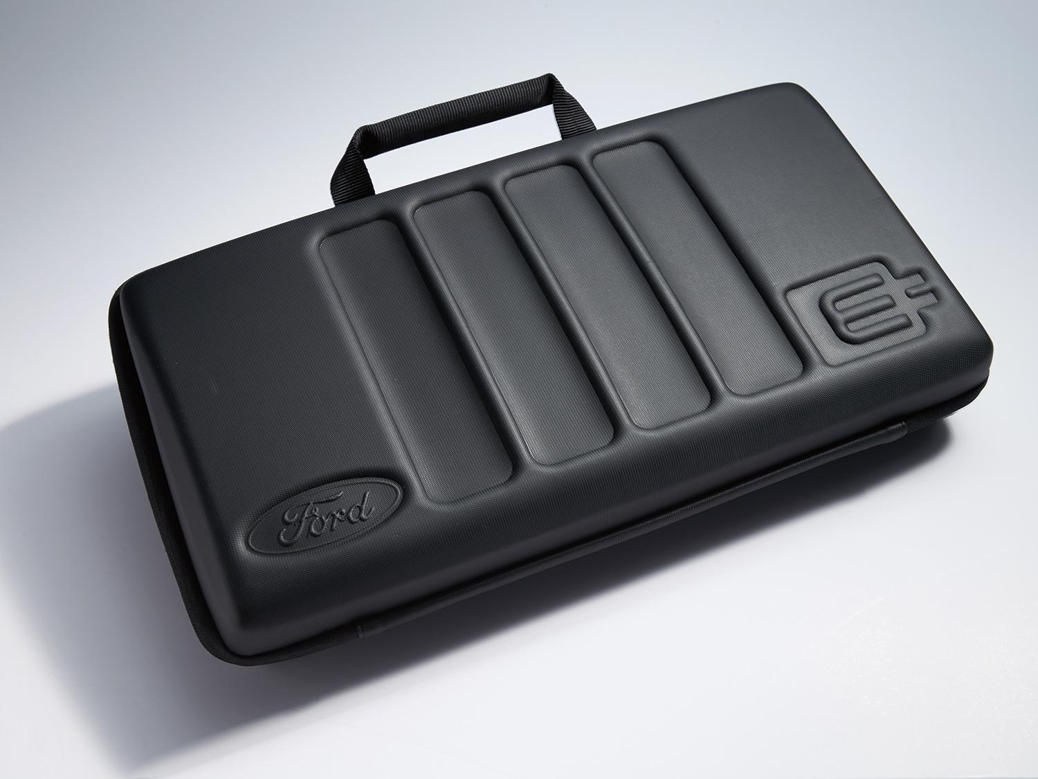 Charge Cord Bag by THULE